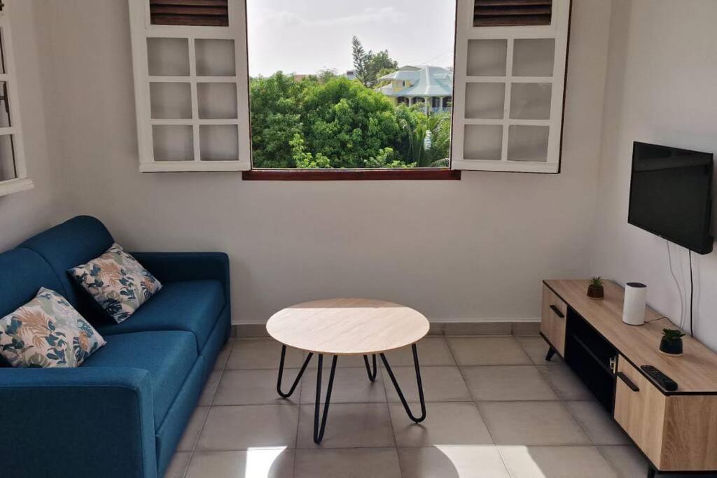 Joli T2 En Bas De Villa Vue Jardin Et Mer Vieux-Habitants Dış mekan fotoğraf